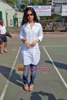 Vidya Balan feet photo thumbnail