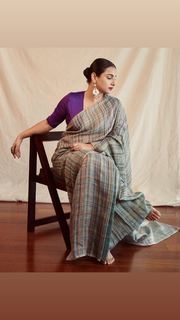 Vidya Balan feet photo thumbnail