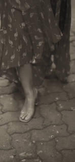 Vidya Balan feet photo thumbnail