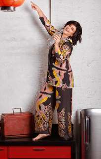 Vidya Balan feet photo thumbnail