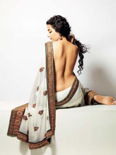 Vidya Balan feet photo thumbnail
