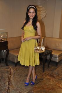 Vidya Malvade feet photo 3