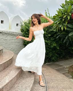 Vidya Malvade feet photo 14