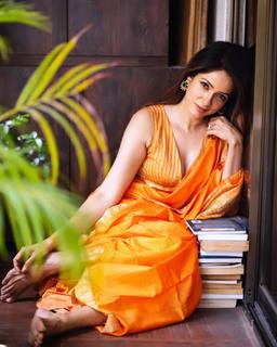 Vidya Malvade feet photo 7