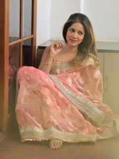 Vidya Malvade feet photo 3