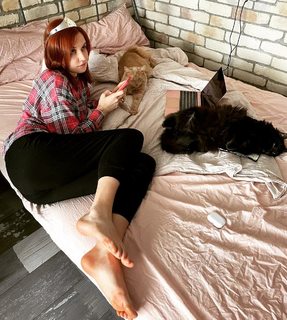 Vika Kisimyaka feet photo 5