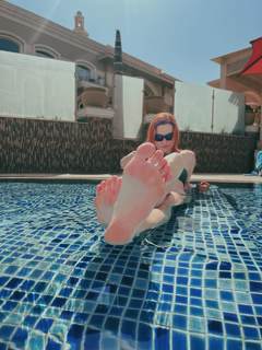 Vika Kisimyaka feet photo 11