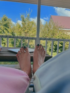 Vika Kisimyaka feet photo 10