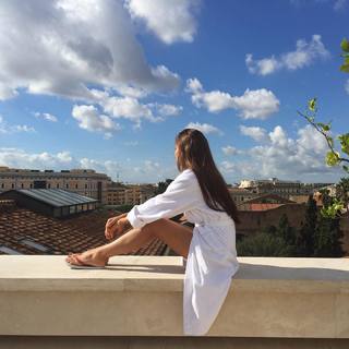 Viki Odintcova feet photo thumbnail