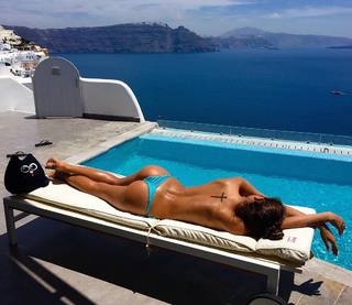 Viki Odintcova feet photo thumbnail