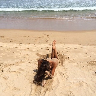 Viki Odintcova feet photo thumbnail