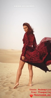 Viki Odintcova feet photo thumbnail