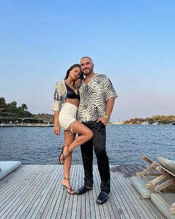Viki Odintcova feet photo thumbnail