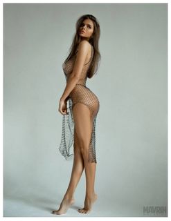 Viki Odintcova feet photo thumbnail