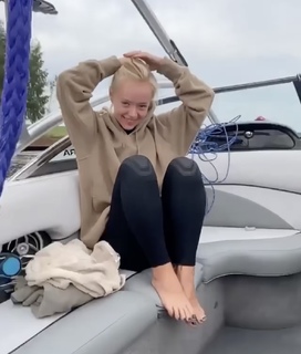 Viktoriya Agalakova feet photo 5