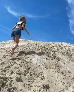 Viktoriya Agalakova feet photo 11