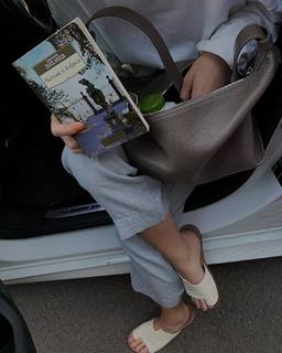 Viktoriya Agalakova feet photo 11