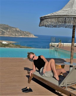 Viktoriya Agalakova feet photo 1