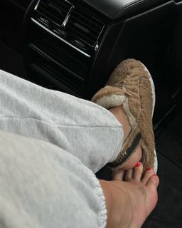 Viktoriya Agalakova feet photo 6