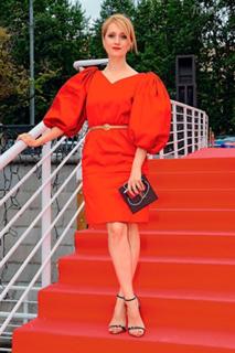 Viktoriya Isakova feet photo 3
