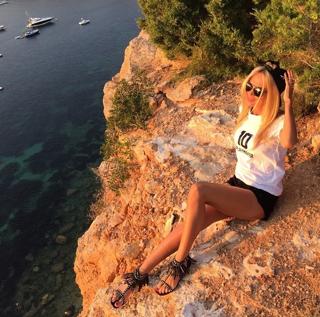 Viktoriya Lopyreva feet photo 10