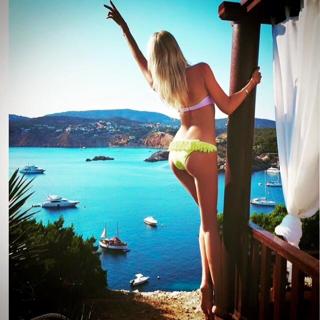 Viktoriya Lopyreva feet photo 11