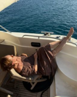 Viktoriya Tarasova feet photo 3