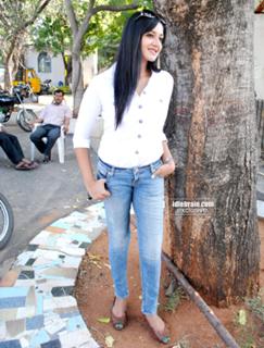 Vimala Raman feet photo 1