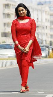 Vimala Raman feet photo 15