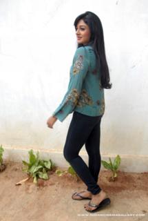 Vimala Raman feet photo 5
