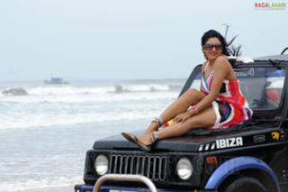 Vimala Raman feet photo 18