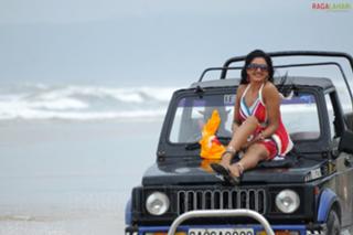 Vimala Raman feet photo 12