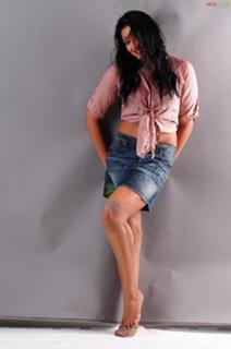 Vimala Raman feet photo 18
