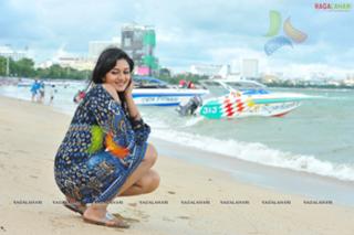 Vimala Raman feet photo 6