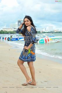 Vimala Raman feet photo 18