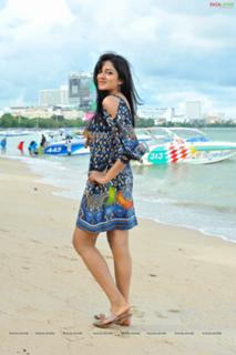 Vimala Raman feet photo 11