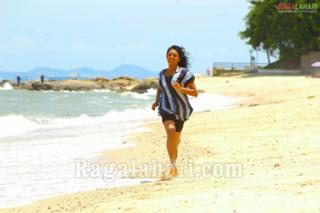 Vimala Raman feet photo 15