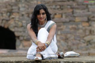 Vimala Raman feet photo 3