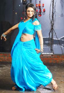 Vimala Raman feet photo 8