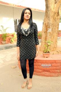 Vimala Raman feet photo 13