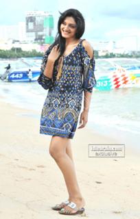 Vimala Raman feet photo 15