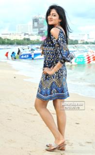 Vimala Raman feet photo 11