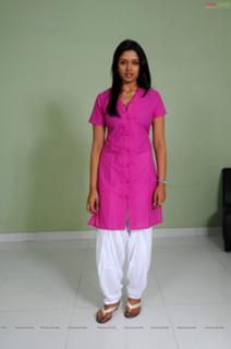 Vimala Raman feet photo 5