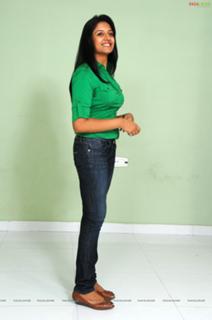 Vimala Raman feet photo 9