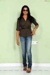 Vimala Raman feet photo 7