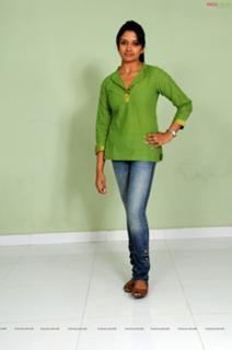 Vimala Raman feet photo 19