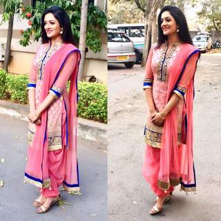 Vimala Raman feet photo 12