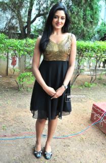 Vimala Raman feet photo 5