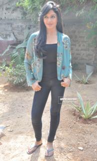 Vimala Raman feet photo 11