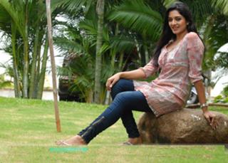 Vimala Raman feet photo 6